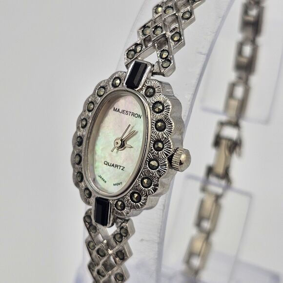 VTG Majestron Watch‎ Women 18mm Marcasite MOP Oval Dial 7\